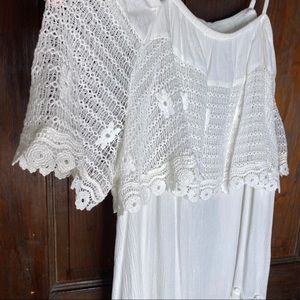 LIGHTWEIGHT SUMMER BOHO COLD SHOULDER TUNIC